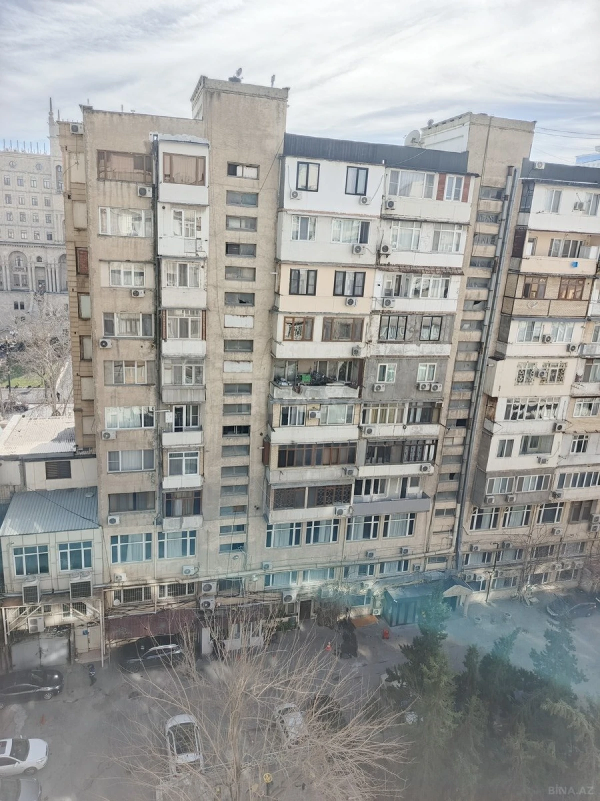Satılır 3 otaqlı mənzil 70 m²