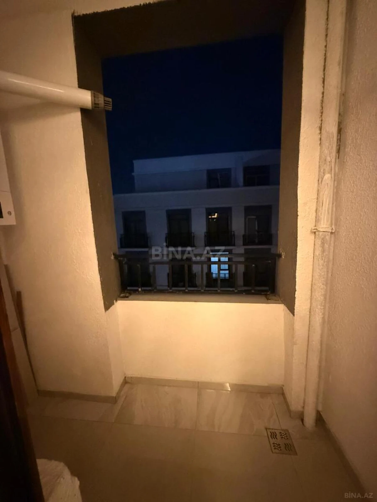 Kirayə verilir 2 otaqlı mənzil 70 m²