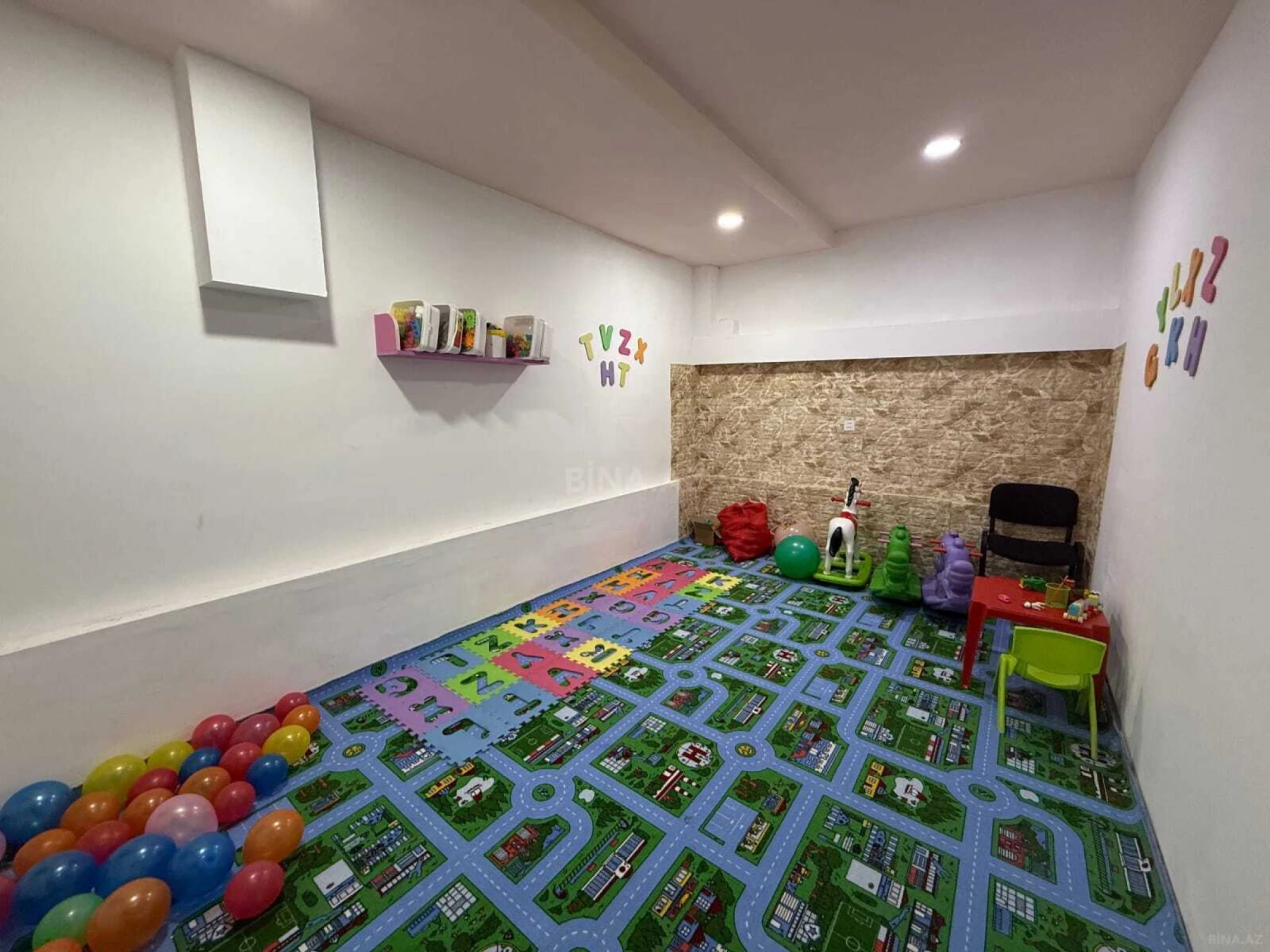 Kirayə verilir obyekt 200 m²