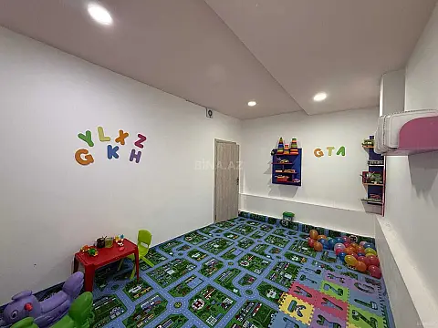 Kirayə verilir obyekt 200 m²