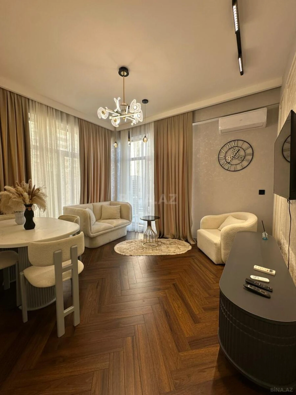 Satılır 2 otaqlı mənzil 55 m²