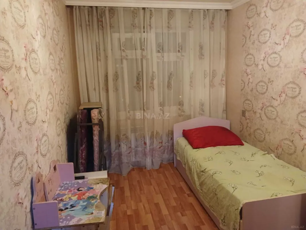 Kirayə verilir 4 otaqlı mənzil 80 m²