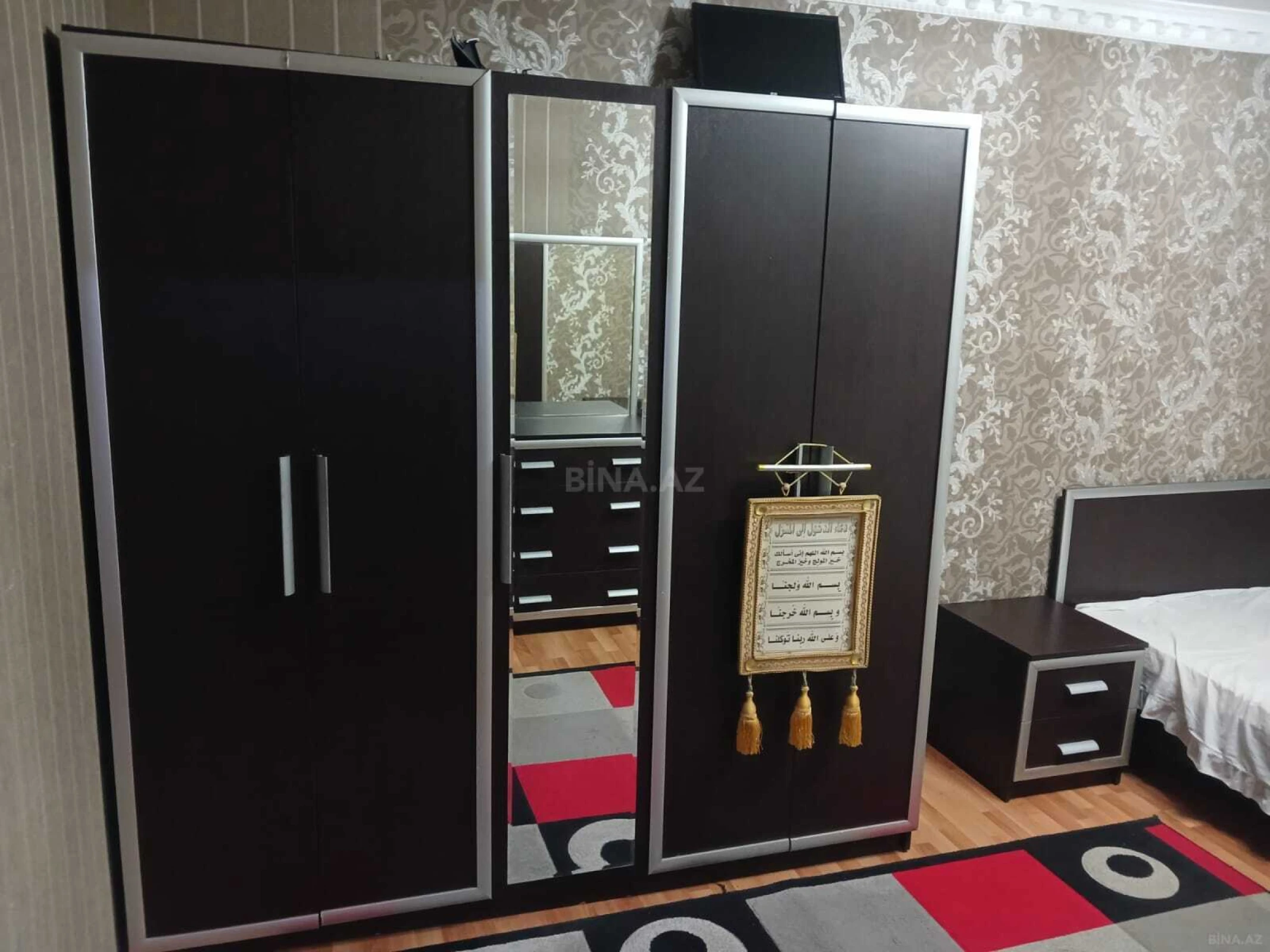 Kirayə verilir 4 otaqlı mənzil 80 m²