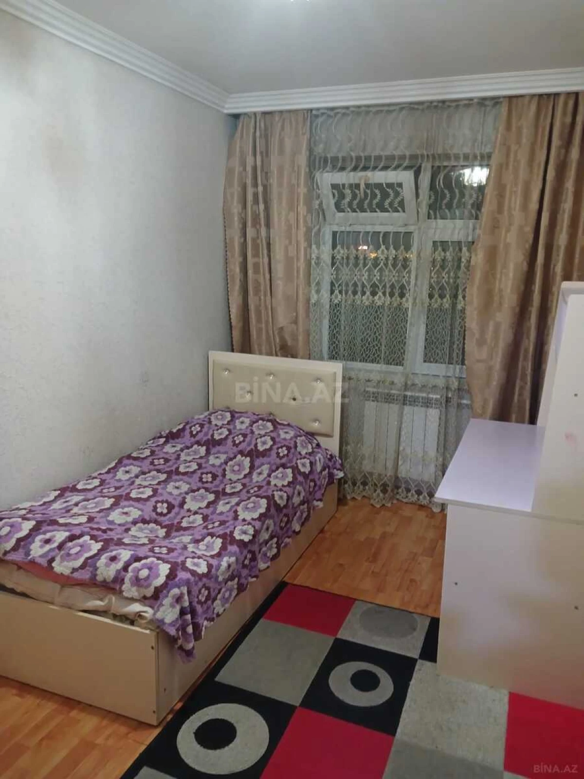 Kirayə verilir 4 otaqlı mənzil 80 m²