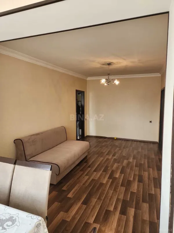 Kirayə verilir 2 otaqlı mənzil 50 m²