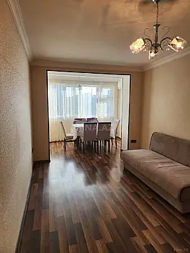 Kirayə verilir 2 otaqlı mənzil 50 m²