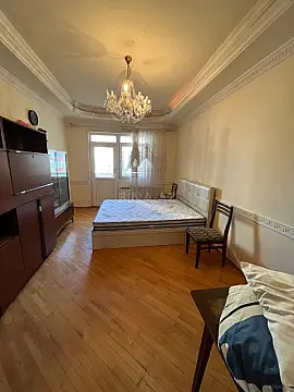 Satılır 3 otaqlı mənzil 70 m²