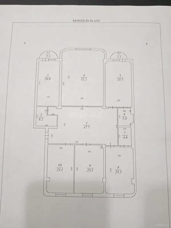 Satılır 5 otaqlı mənzil 235 m²
