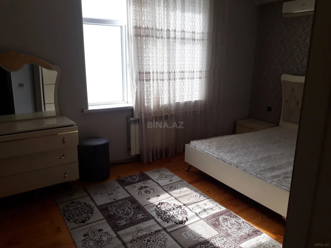 Kirayə verilir 3 otaqlı mənzil 125 m²