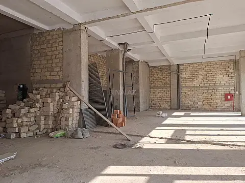 Satılır 2 otaqlı mənzil 78 m²