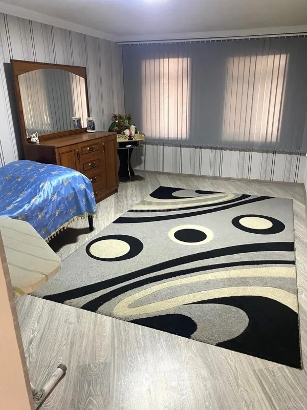 Satılır 5 otaqlı həyət evi 150 m²
