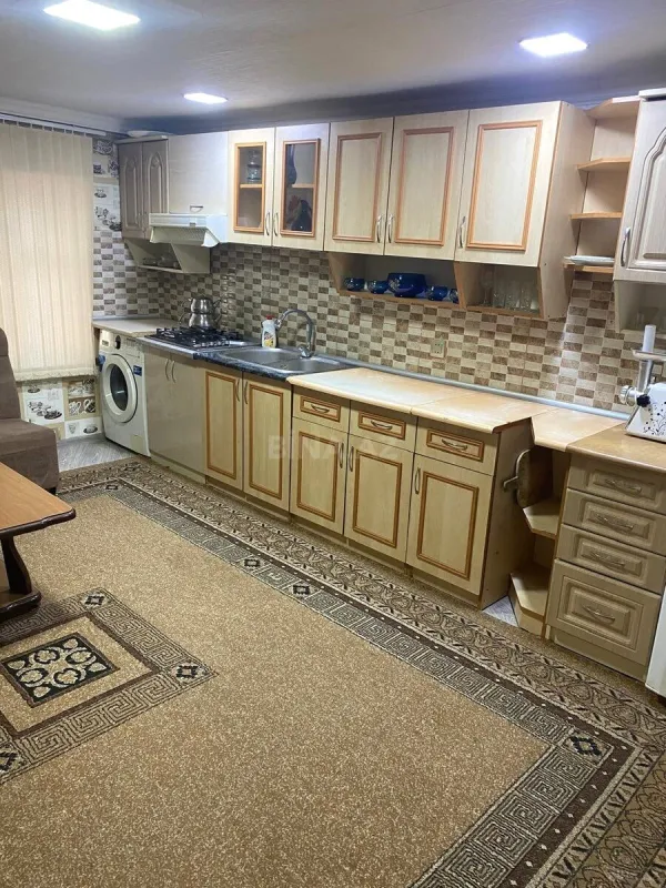 Satılır 5 otaqlı həyət evi 150 m²
