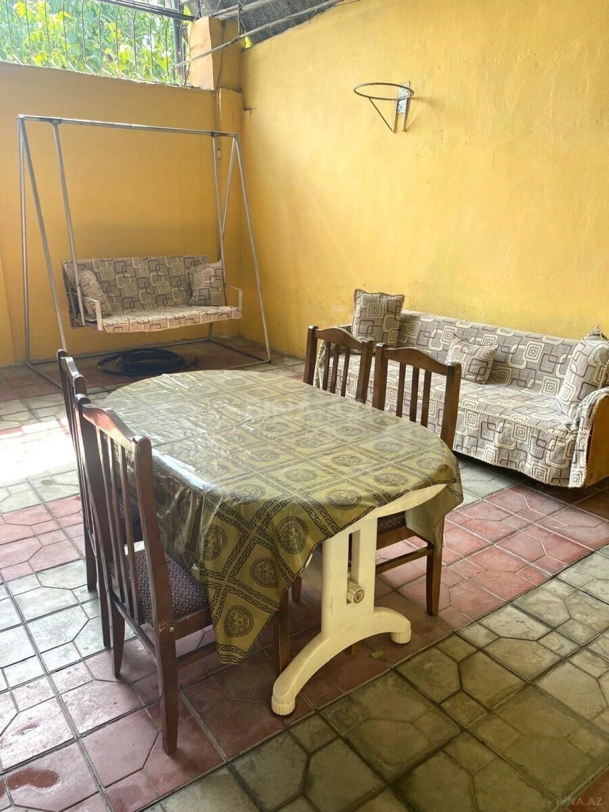 Satılır 5 otaqlı həyət evi 150 m²