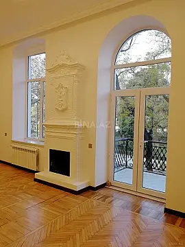 Kirayə verilir 3 otaqlı ofis 110 m² — Bakı 3 otaq 110.00 m²