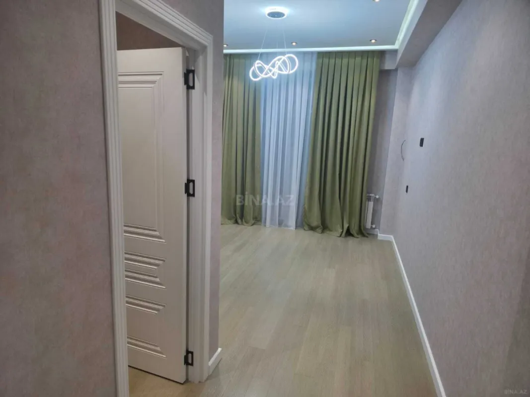 Satılır 3 otaqlı mənzil 114 m²
