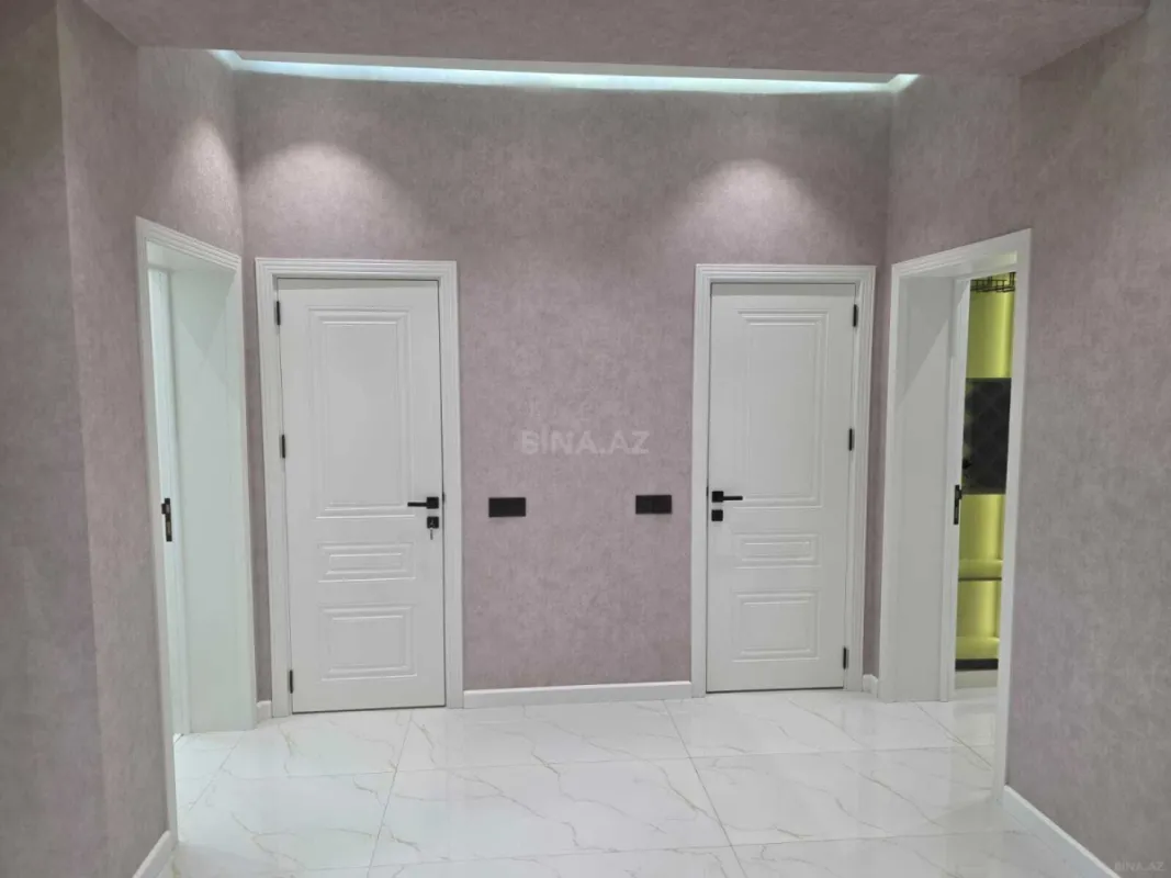 Satılır 3 otaqlı mənzil 114 m²