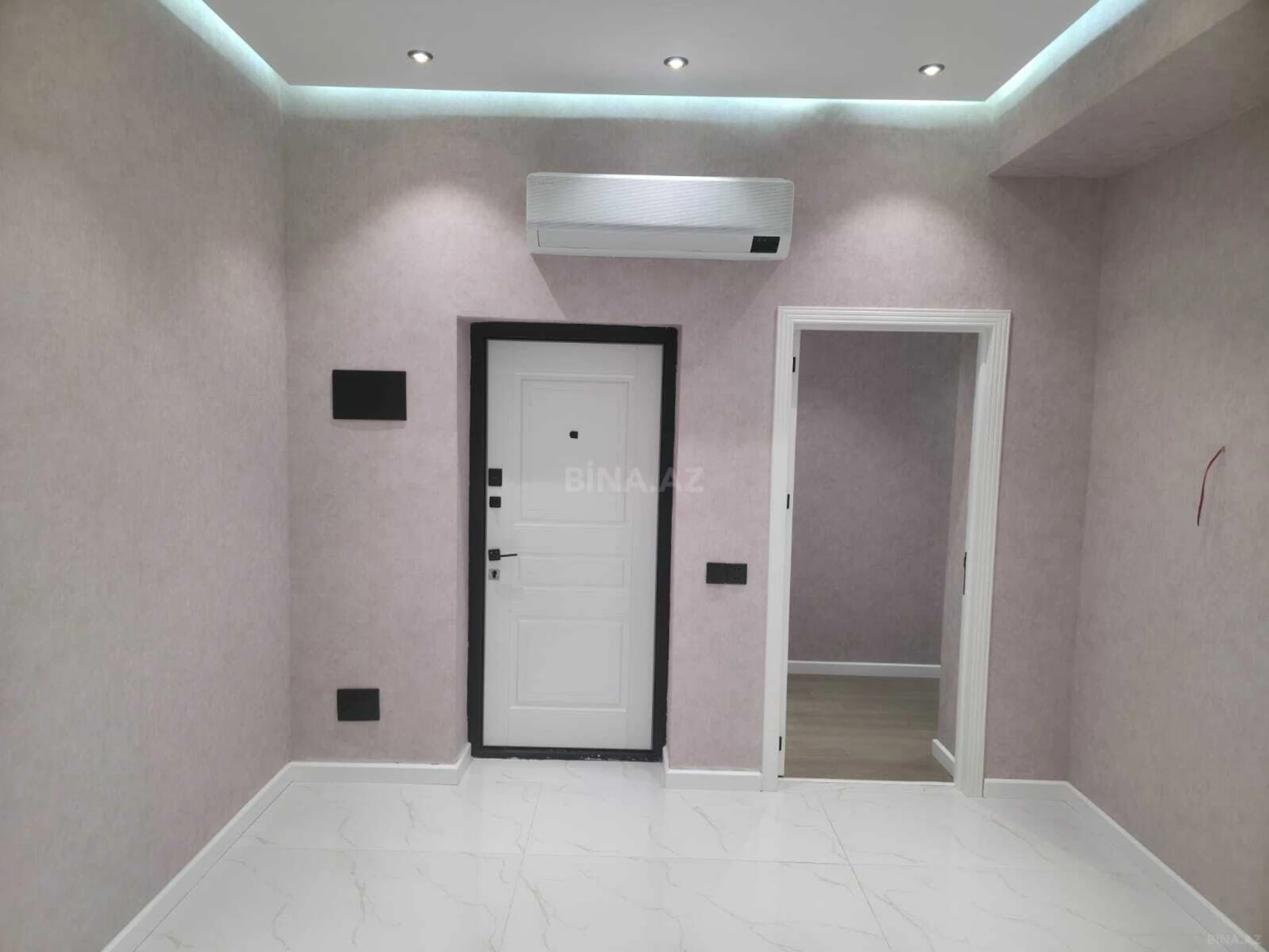 Satılır 3 otaqlı mənzil 114 m²
