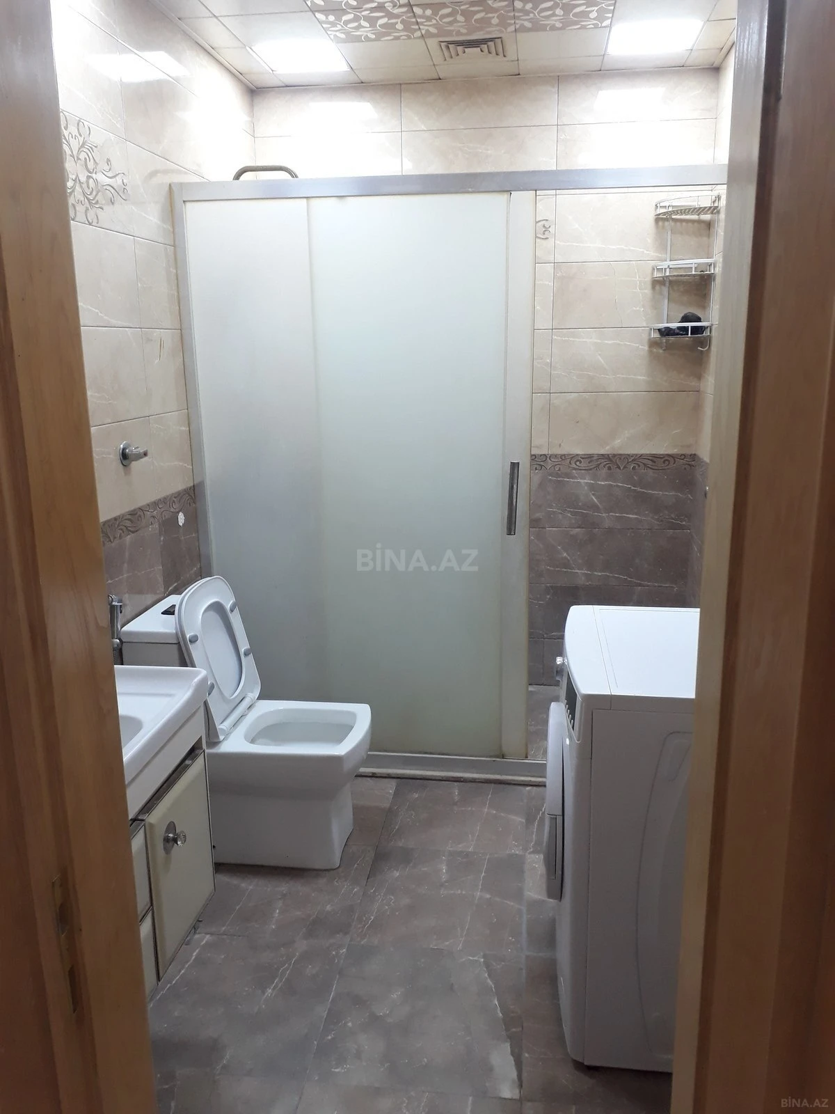 Kirayə verilir 3 otaqlı mənzil 120 m²