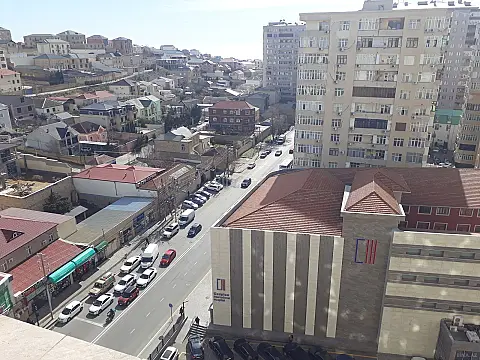 Kirayə verilir 3 otaqlı mənzil 120 m²