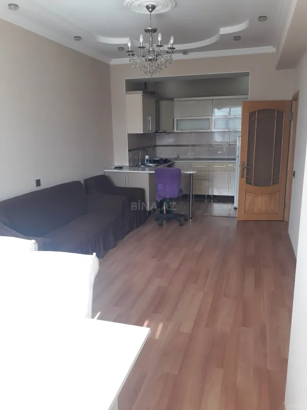 Kirayə verilir 3 otaqlı mənzil 120 m²