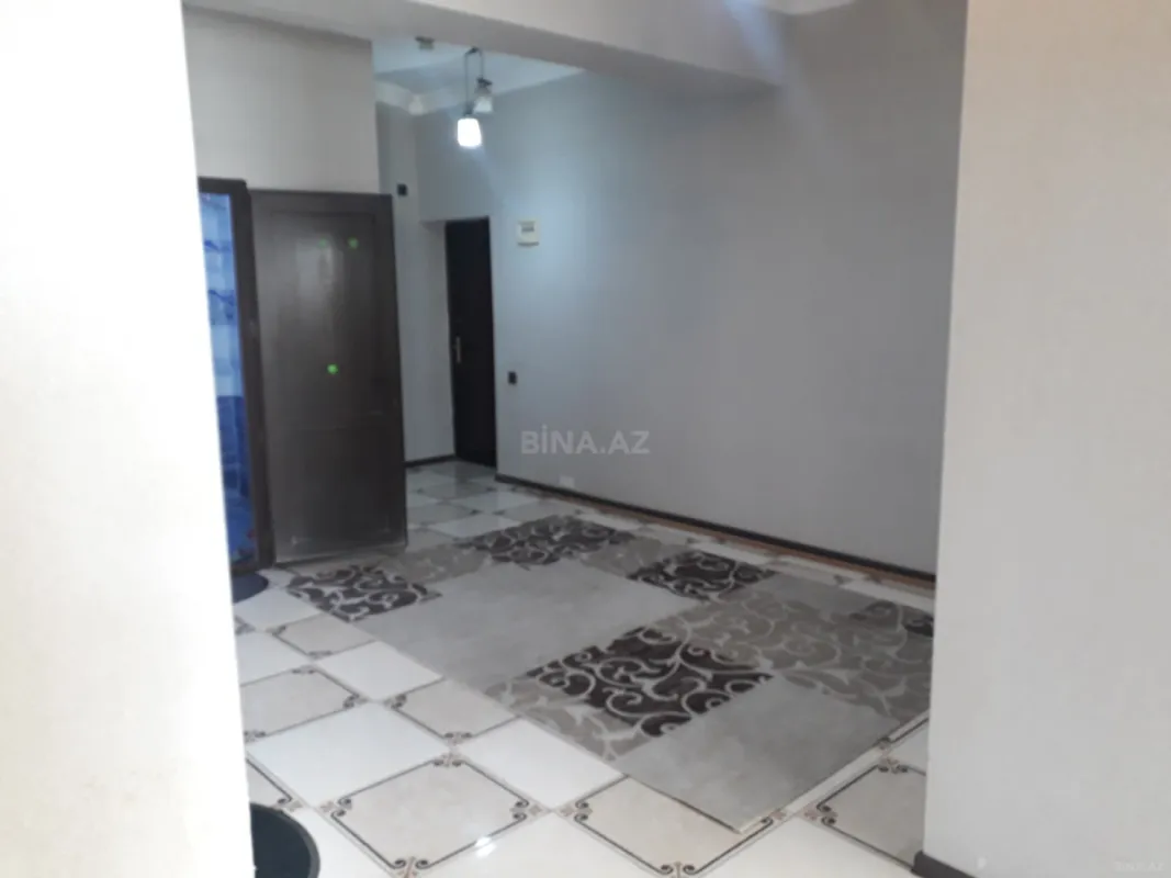 Kirayə verilir 3 otaqlı mənzil 120 m²