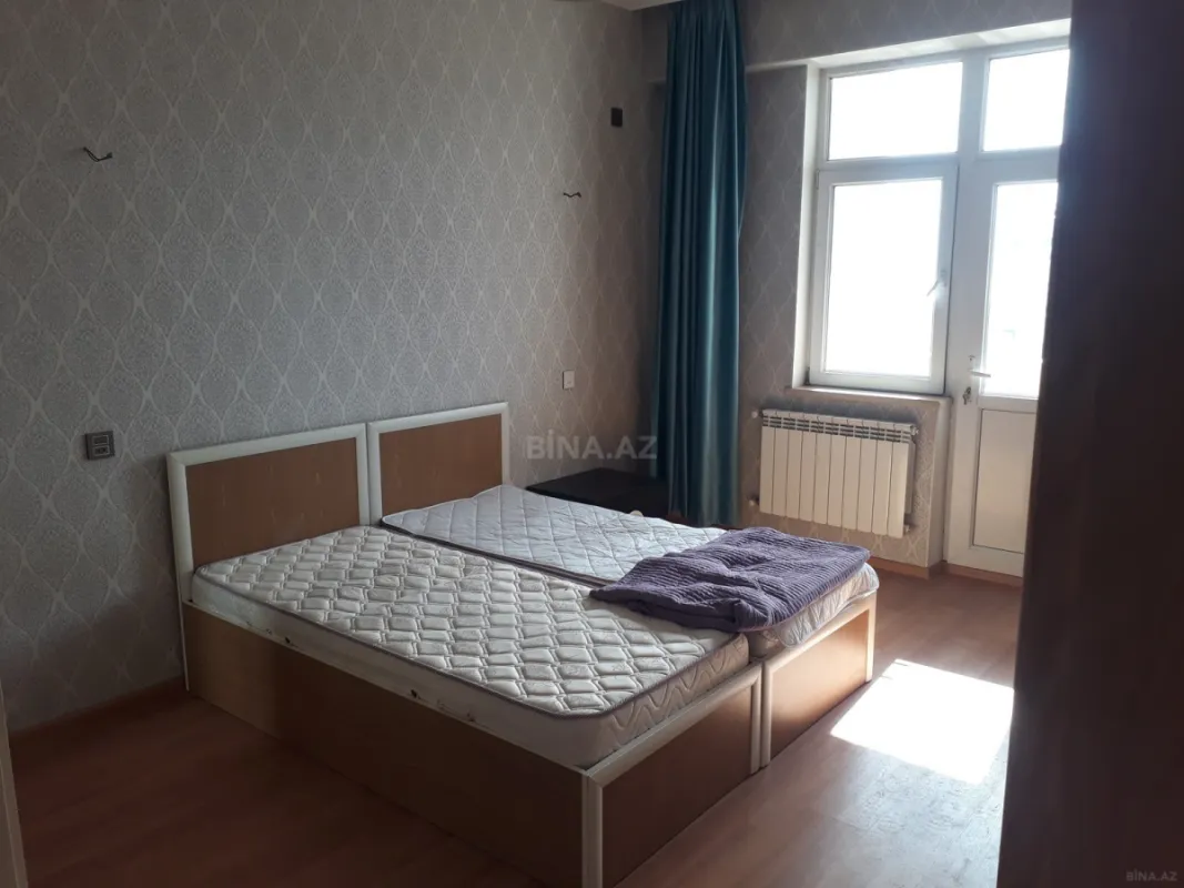 Kirayə verilir 3 otaqlı mənzil 120 m²