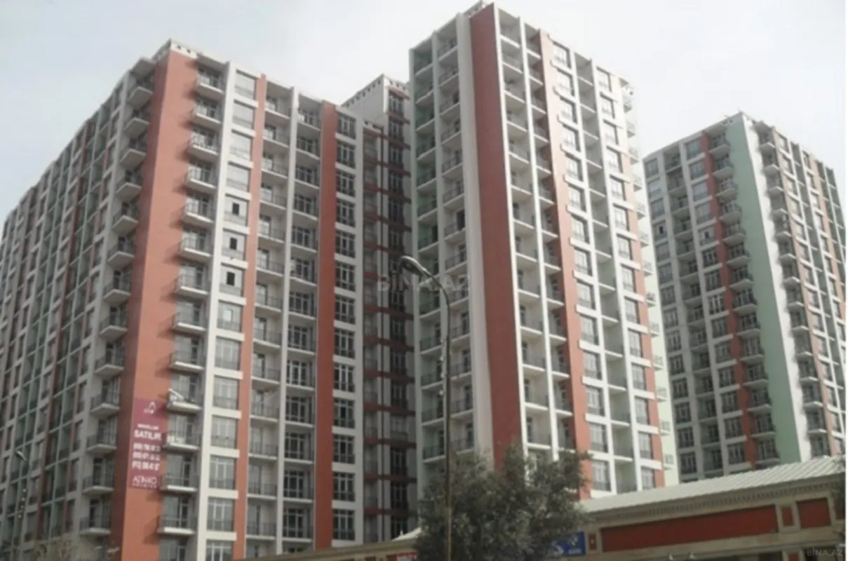 Satılır 3 otaqlı mənzil 126 m²