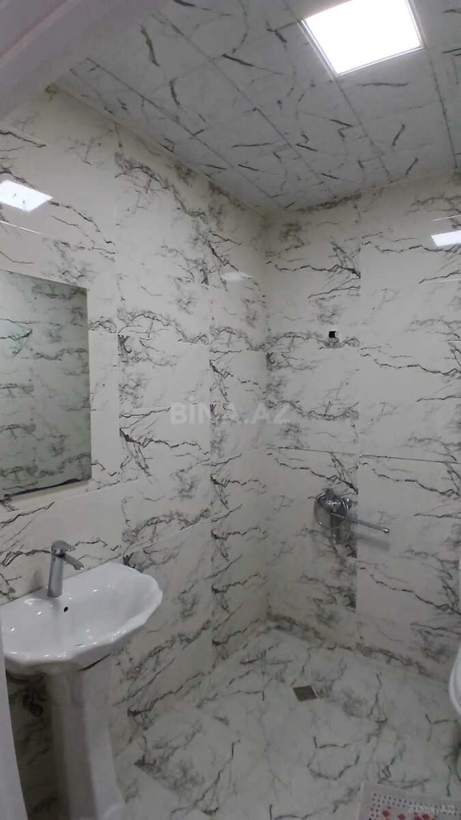 Kirayə verilir 3 otaqlı mənzil 86 m²