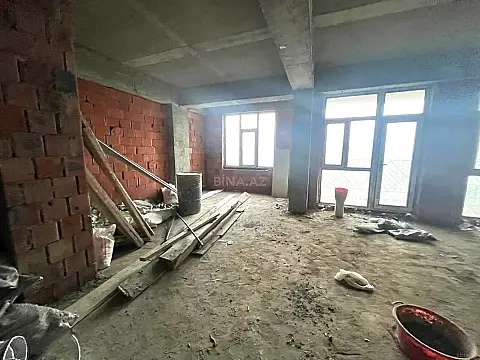 Satılır 3 otaqlı mənzil 109 m²