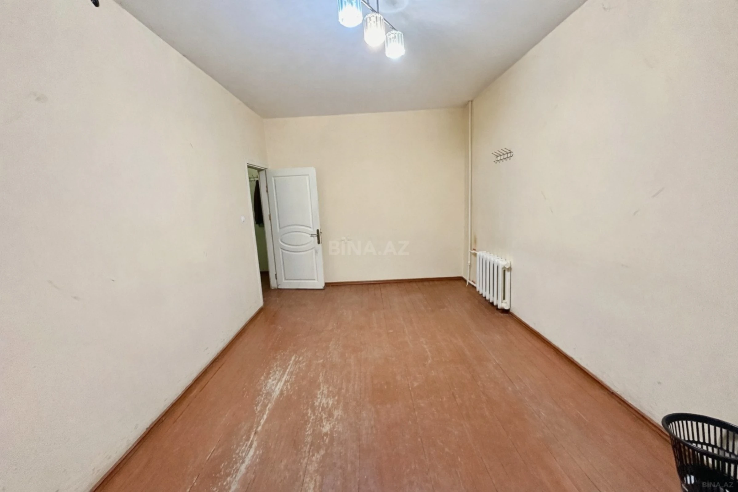 Satılır 3 otaqlı mənzil 98 m²