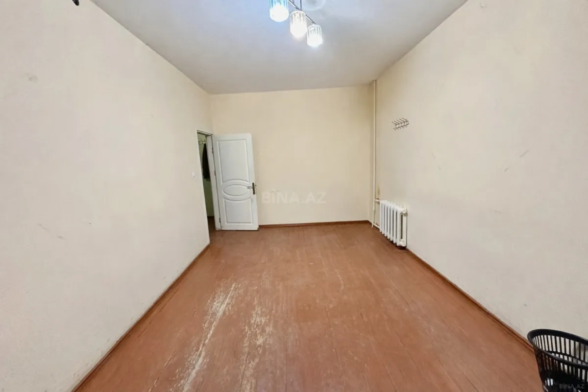 Satılır 3 otaqlı mənzil 98 m²