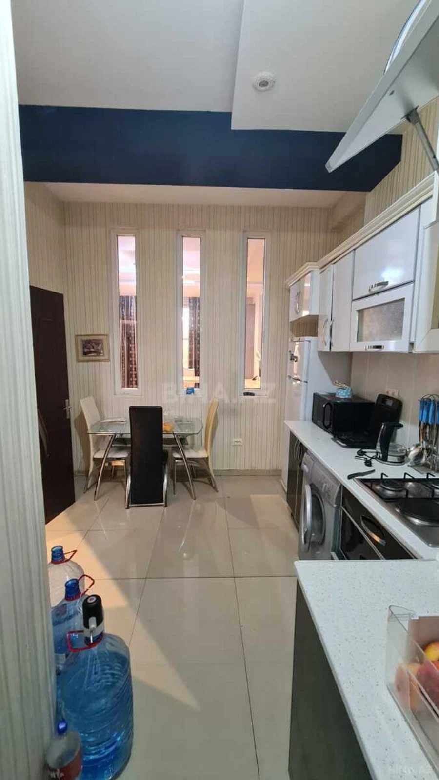 Satılır 3 otaqlı mənzil 106 m²