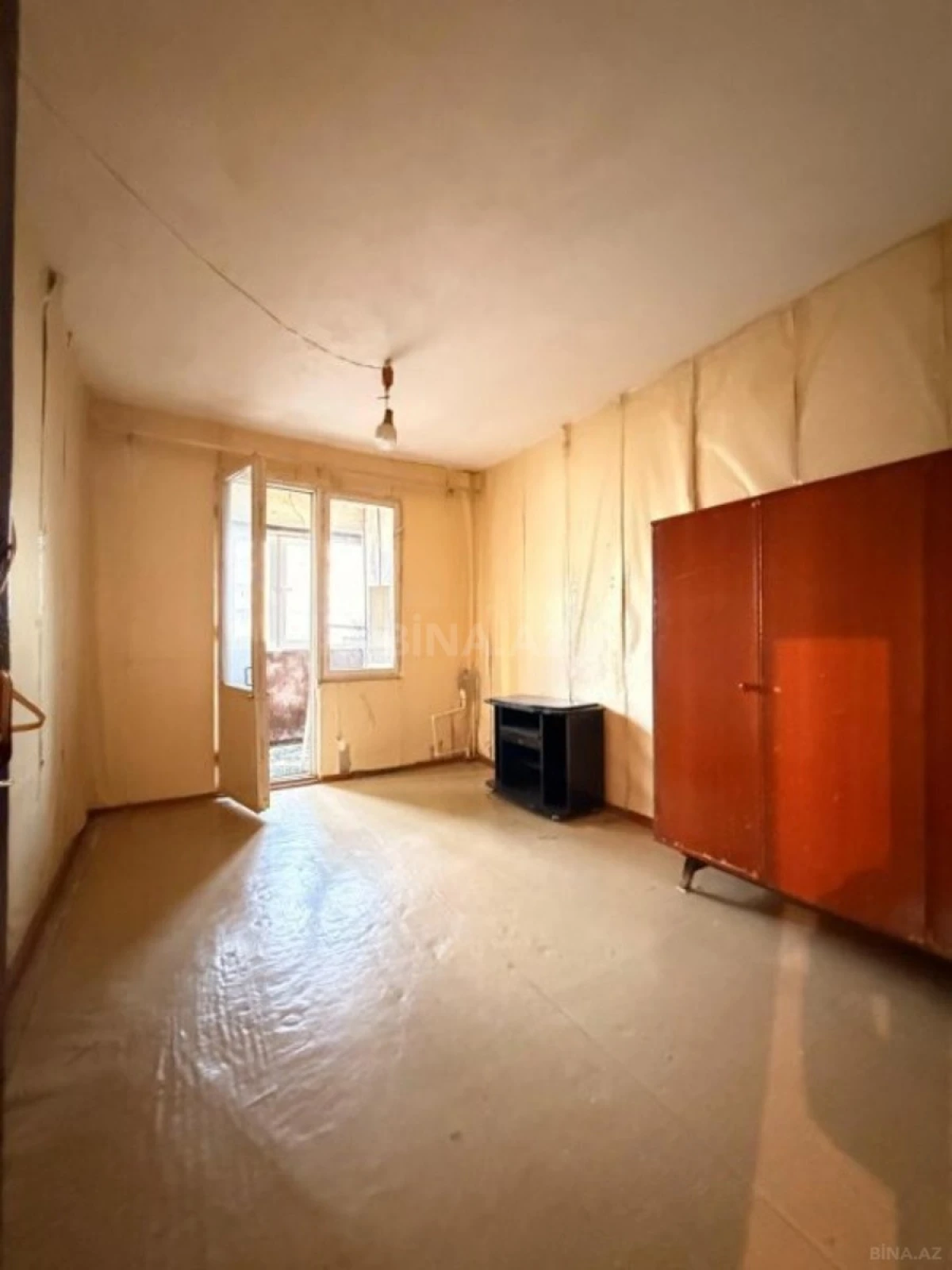 Satılır 4 otaqlı mənzil 100 m²