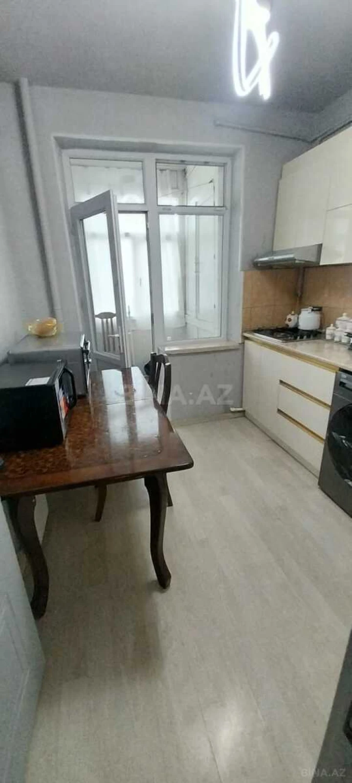 Kirayə verilir 2 otaqlı mənzil 60 m²