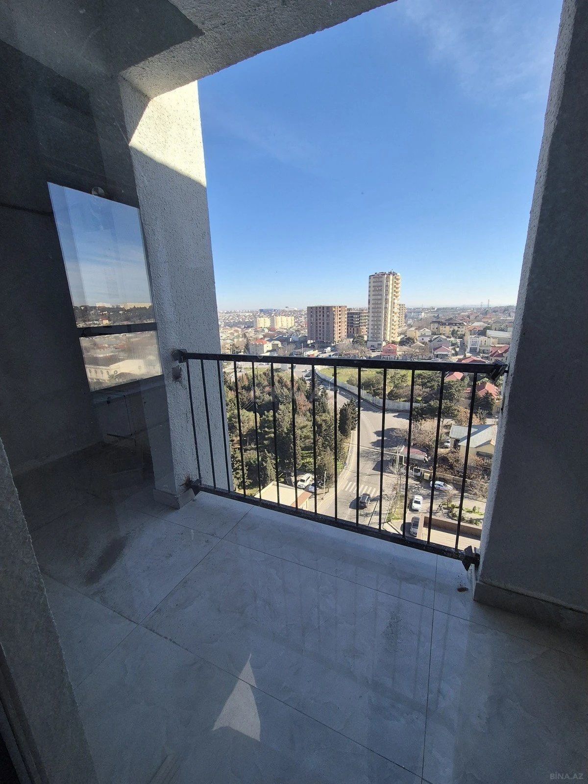 Satılır 2 otaqlı mənzil 75 m²
