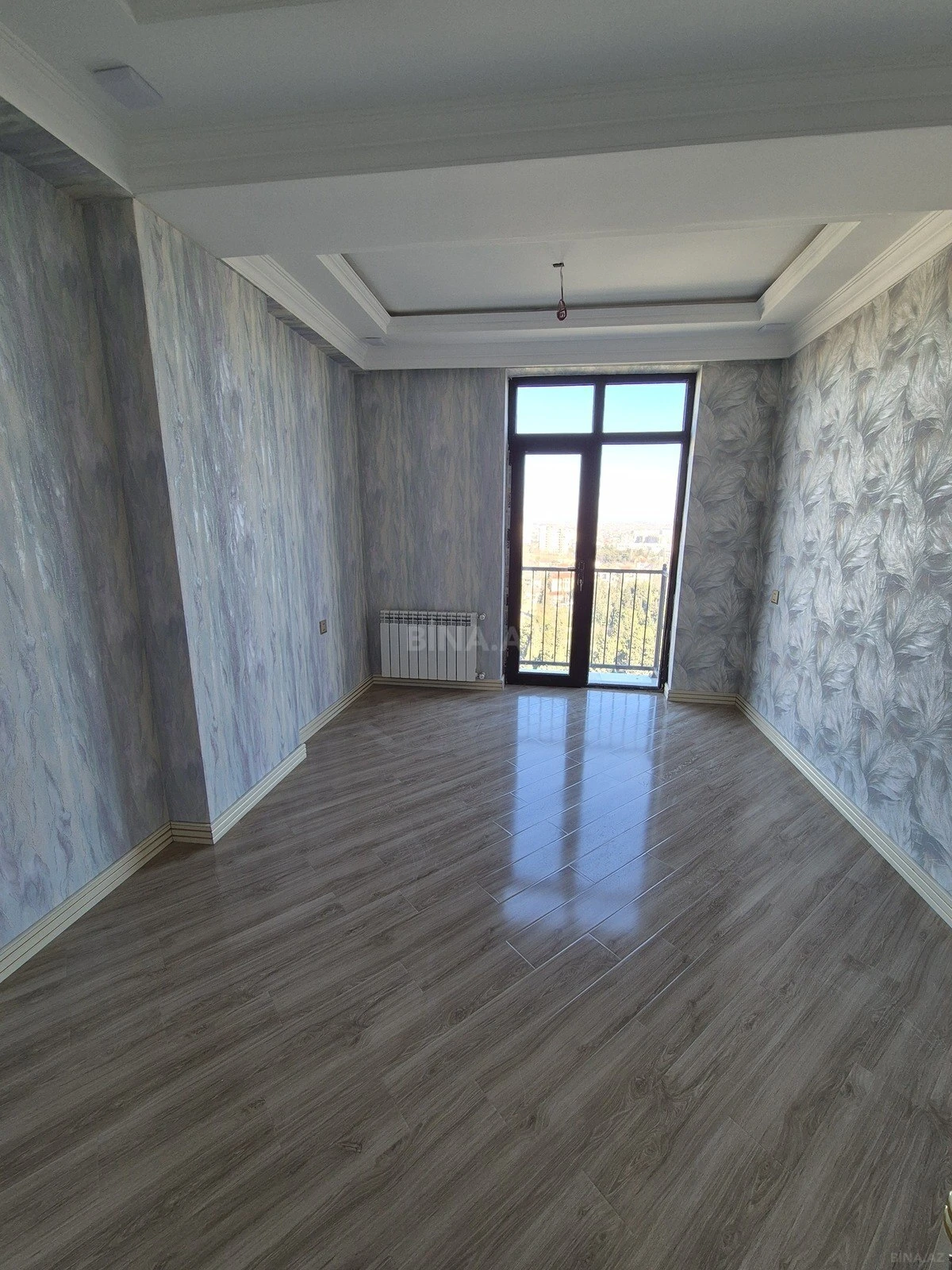 Satılır 2 otaqlı mənzil 75 m²