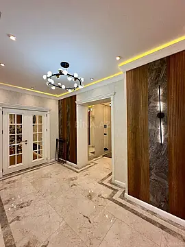 Kirayə verilir 2 otaqlı mənzil 95 m²