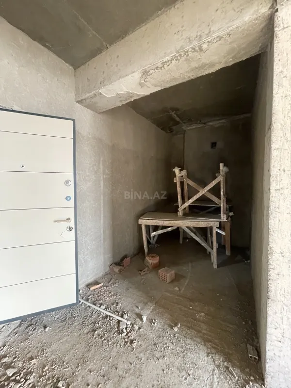 Satılır 3 otaqlı mənzil 105 m²