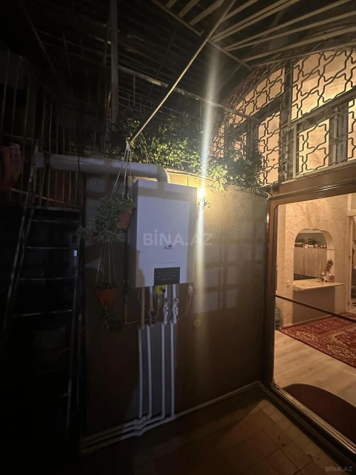 Satılır 4 otaqlı mənzil 112 m²