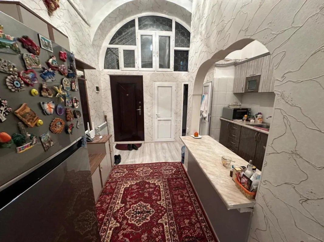 Satılır 4 otaqlı mənzil 112 m²