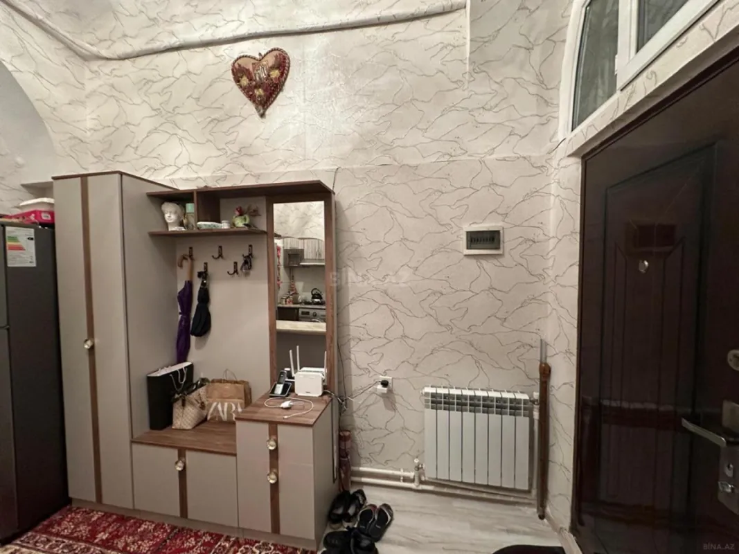 Satılır 4 otaqlı mənzil 112 m²