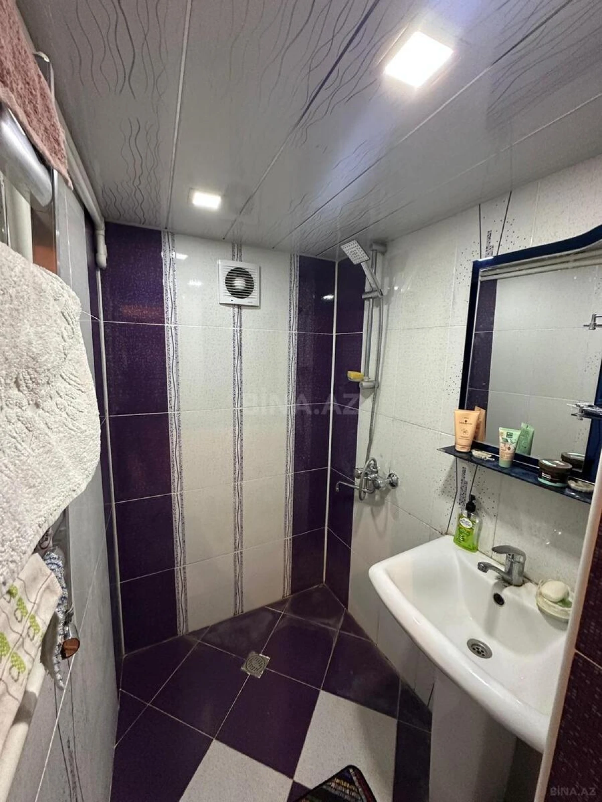 Satılır 4 otaqlı mənzil 112 m²