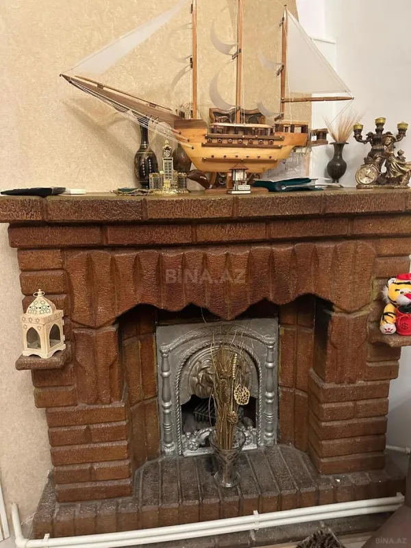 Satılır 4 otaqlı mənzil 112 m²