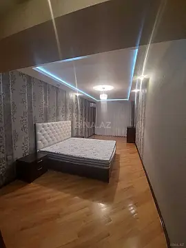 Kirayə verilir 3 otaqlı mənzil 155 m²