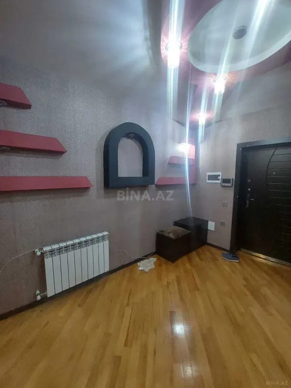 Kirayə verilir 3 otaqlı mənzil 155 m²