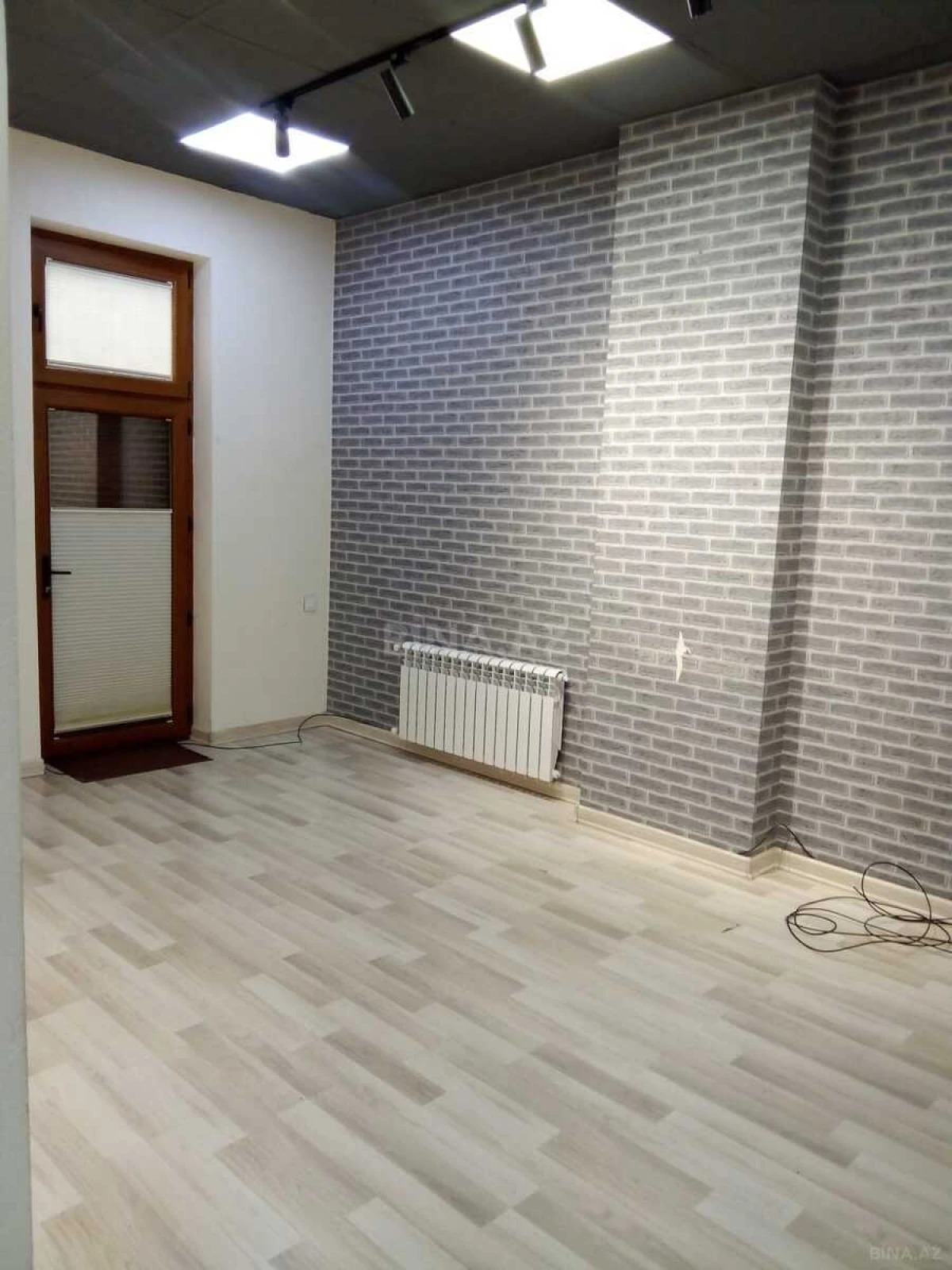 Kirayə verilir 4 otaqlı ofis 110 m²