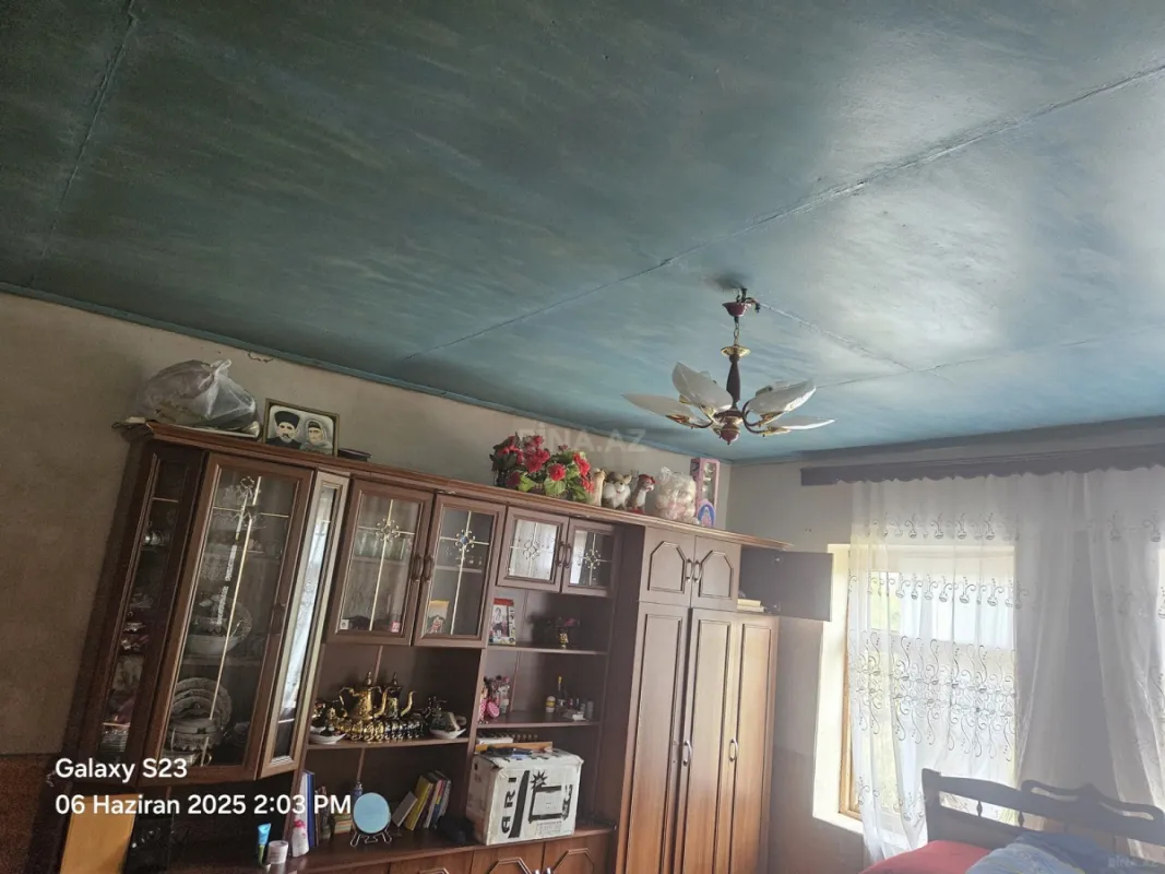 Satılır 4 otaqlı həyət evi 196 m²