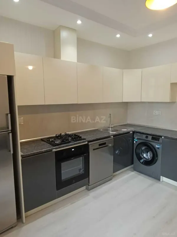 Kirayə verilir 2 otaqlı mənzil 100 m²