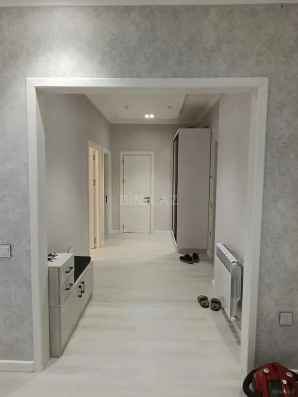 Kirayə verilir 2 otaqlı mənzil 100 m²