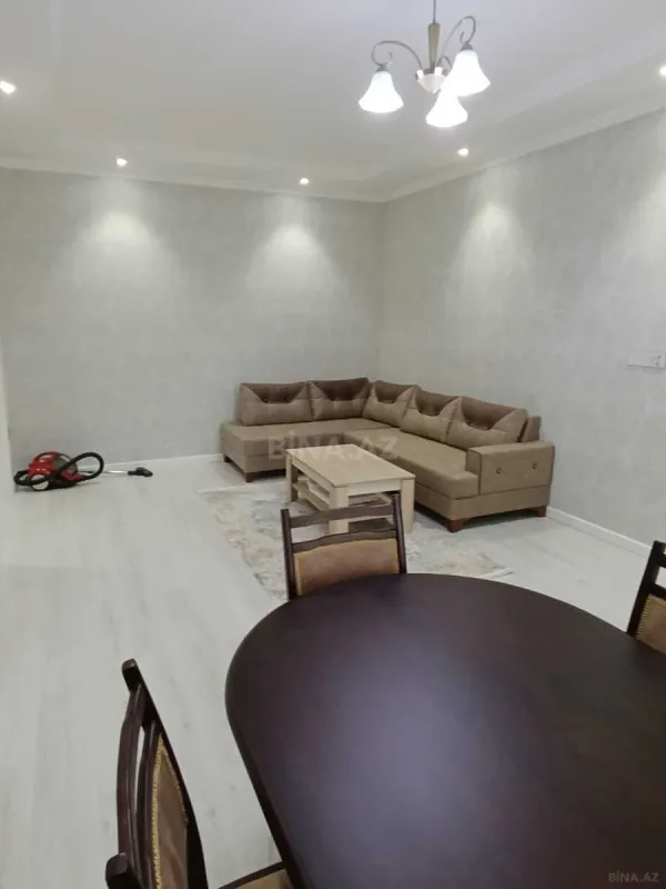 Kirayə verilir 2 otaqlı mənzil 100 m²